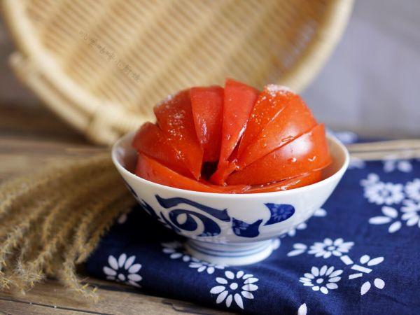 Plats de légumes crus chinois Tomate au sucre